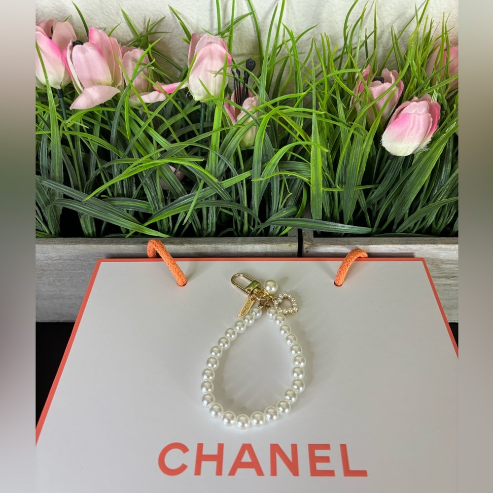 Boutique New Faux Pearl heart shaped Keychain-Bag charm